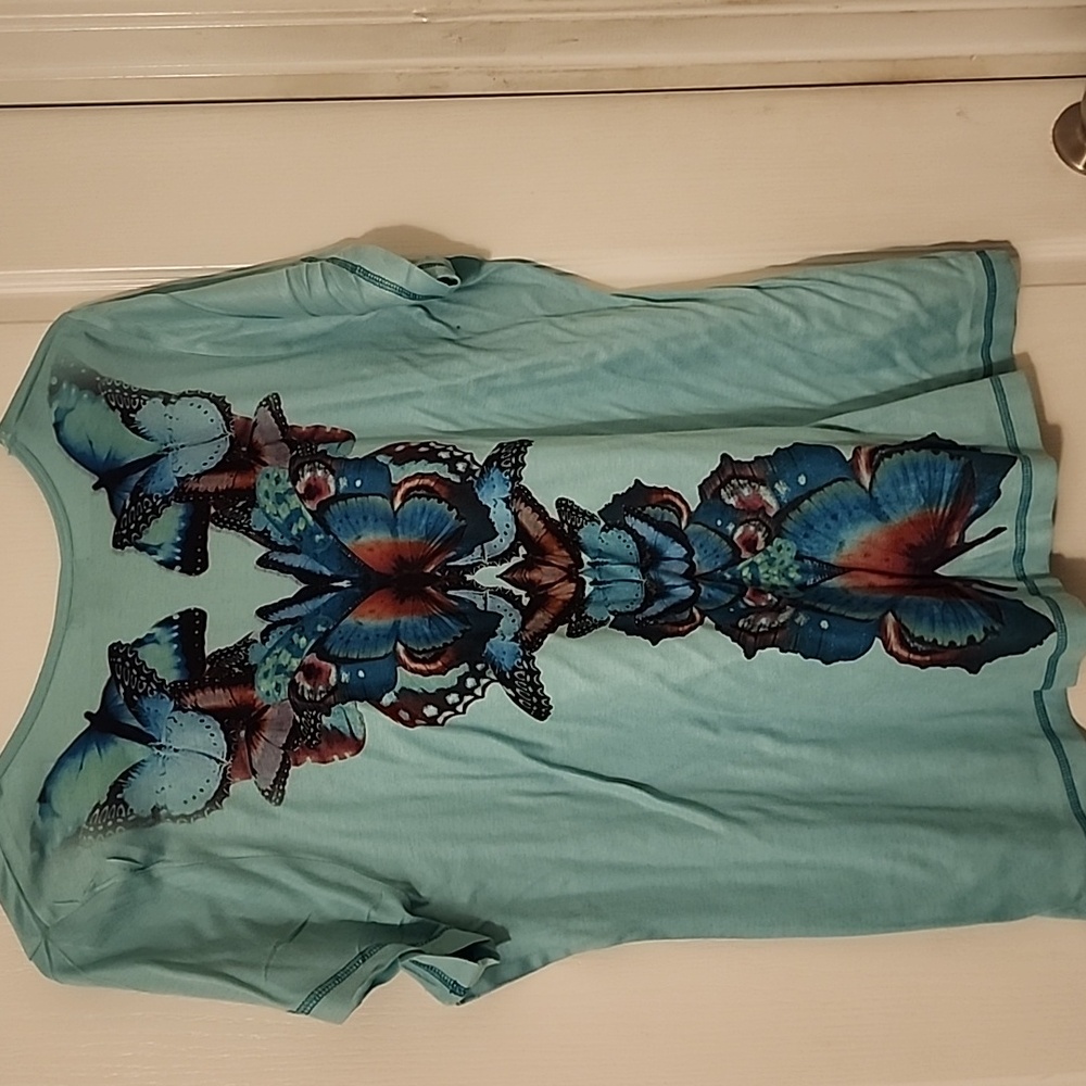 EMERGE WORLD WEAR TOP - Picture 2 of 4